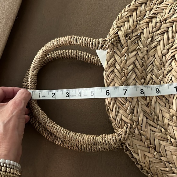 REFORMATION CIRCLE STRAW TOTE BAG- Natural - Picture 9 of 10